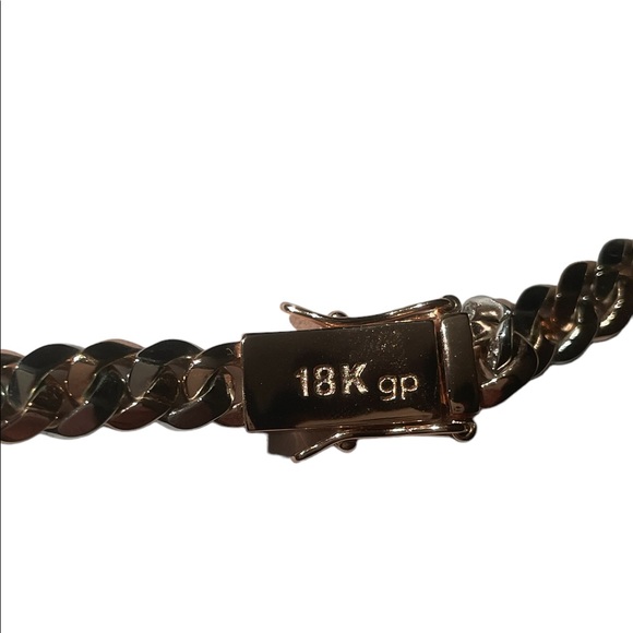 2 Tone Cuban Chain (8mm) - Picture 4 of 5